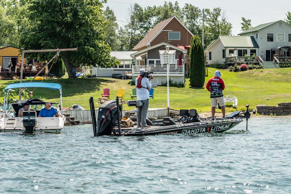 Ride along with Brock Mosley on Championship Sunday at the SiteOne Bassmaster Elite at St. Lawrence River. 