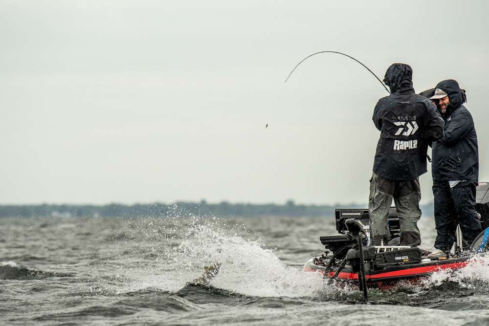 Championship Sunday dealt another set of challenges to the anglers. Less than 2 pounds separated the leader from 10th place, while stormy weather and nasty southerly winds kicked up to make boat control and lure execution a challenge. 
