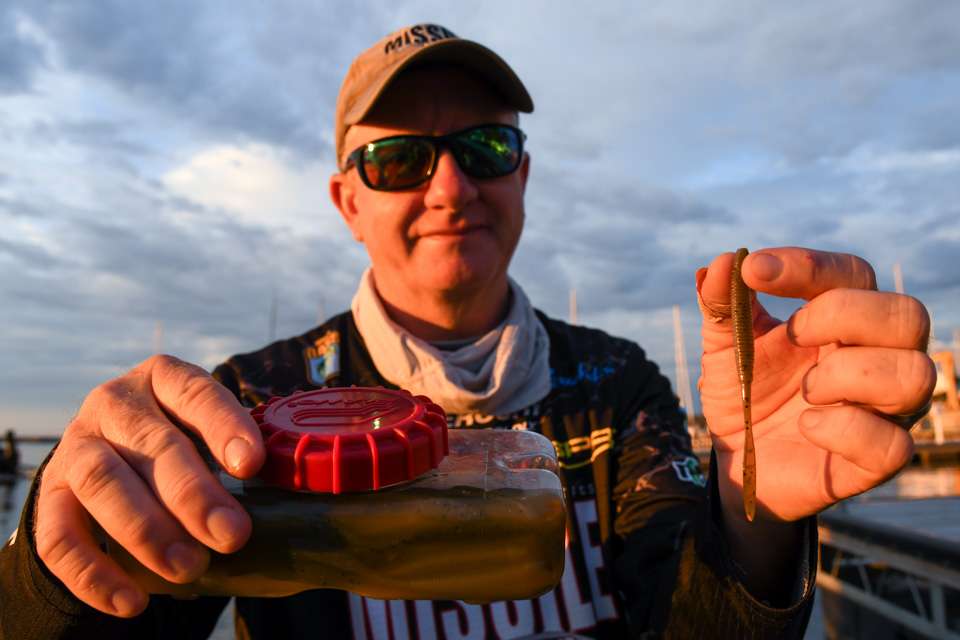 He made the drop shot with a 4-inch Missile Baits Bomb Shot Worm, rigged on No. 2 Gamakatsu G Finesse Stinger Hook, with 3/8-ounce weight. For the past three years, the plastic lures have been stored in a container with Gulp! Alive! Recharge Liquid.  <BR><BR> <b>Buy it now on Amazon</b><BR> <a href=