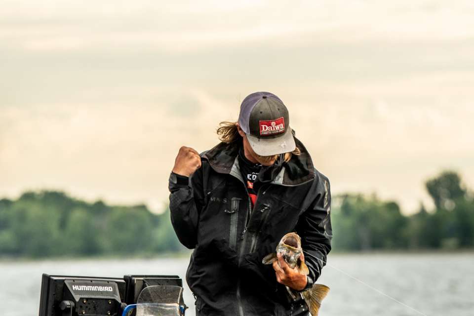 <h4>Seth Feider (2nd; 78-14)</h4>

Seth Feider rotated between a largemouth and smallmouth bite, a wise decision to make on Lake Champlain when a win is on the line. 
