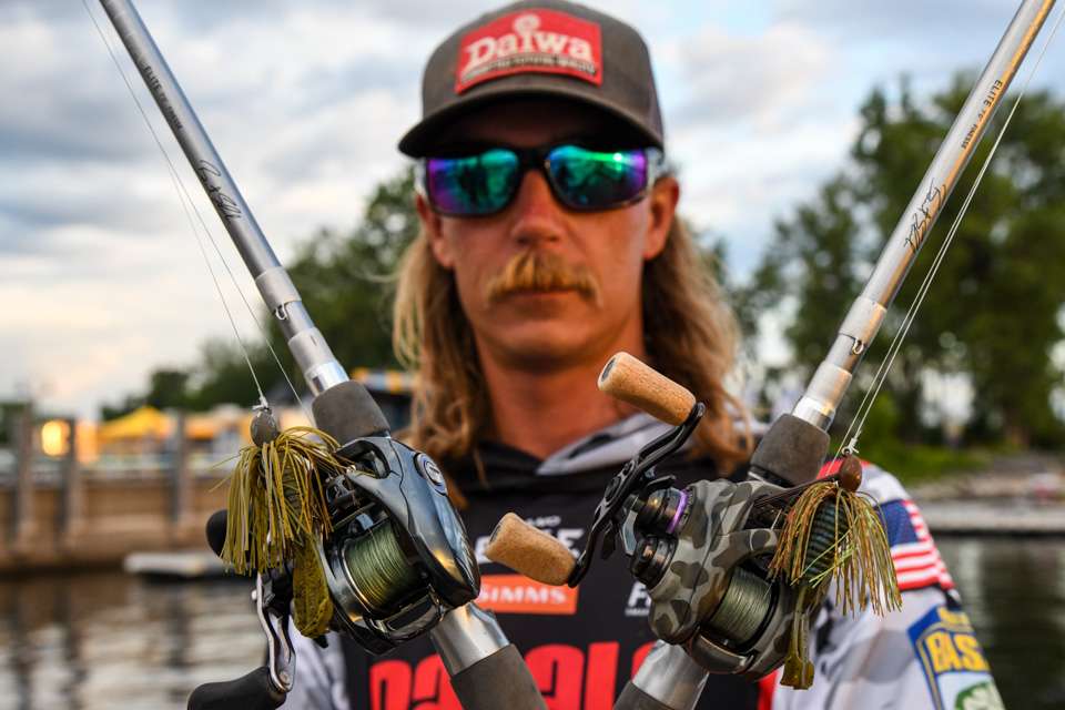 Feider rotated between two primary rigs, including a 5/8-ounce Outkast Tackle Stealth Feider Jig with unnamed trailer. He also used an unnamed Texas-rigged creature bait on a 4/0 VMC Ringed Wide Gap Hook, with 1/2-ounce Woo! Tungsten Flipping Weight. On Championship Sunday he added an unnamed crankbait to the lineup.  <BR><BR> <b>Buy it now on Amazon</b><BR> <a href=