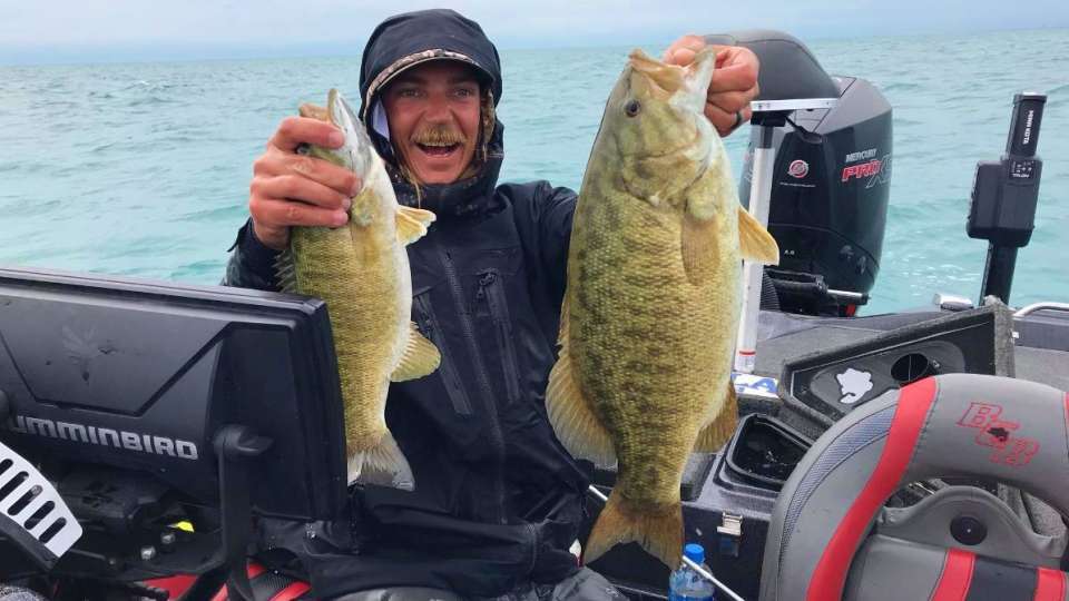 Aided by the Phoenix Boats Big Bass of the tournament, a 6-12 on Day 1, Feiderâs 15 fish averaged 5-3. He was on pace to eclipse 100 pounds, which has not been accomplished with solely smallmouth in Bassmaster competition. 