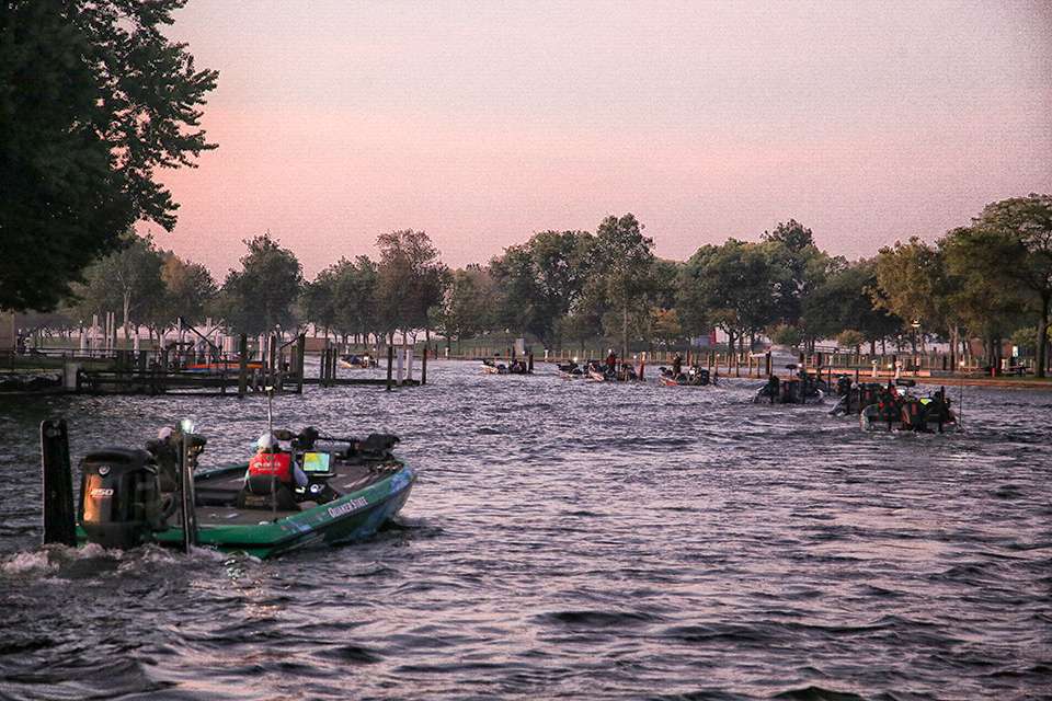 The Elites heading out for the final day of the 2019 Toyota Bassmaster Angler of the Year Championship on Lake St. Clair.