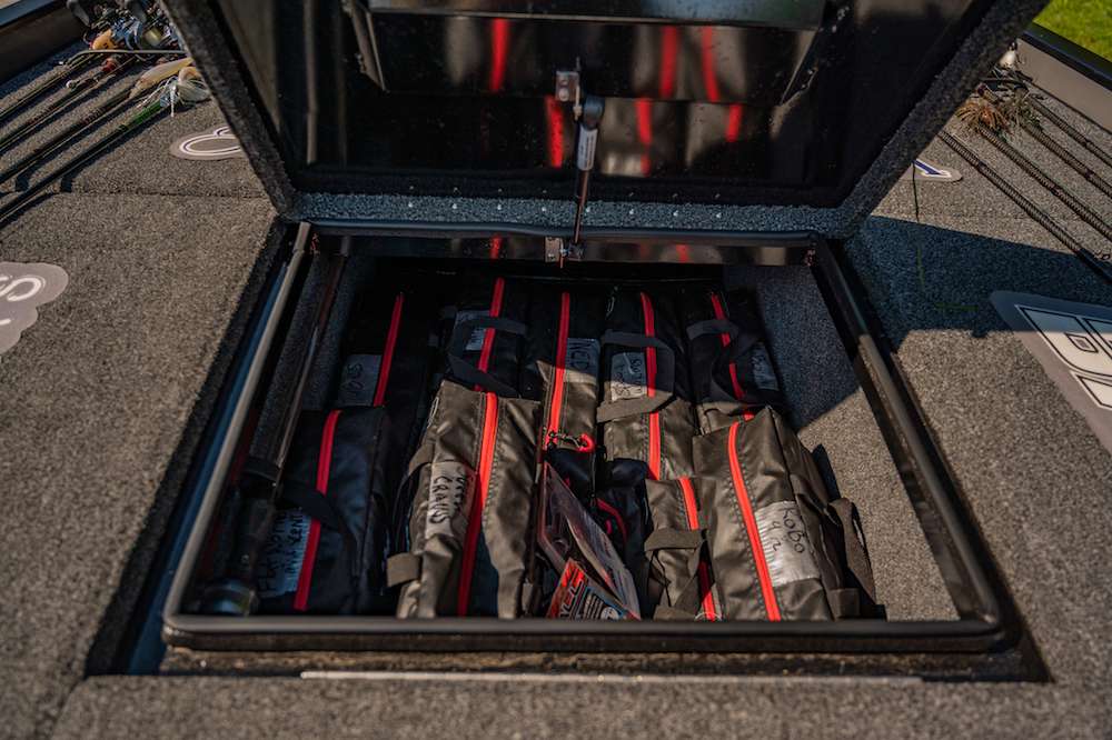 The other is mainly for soft plastics. Livesay switches back and forth from the storage boxes in the truck cap to these compartments, depending on what his plan is for the day and which lake heâs fishing. 
