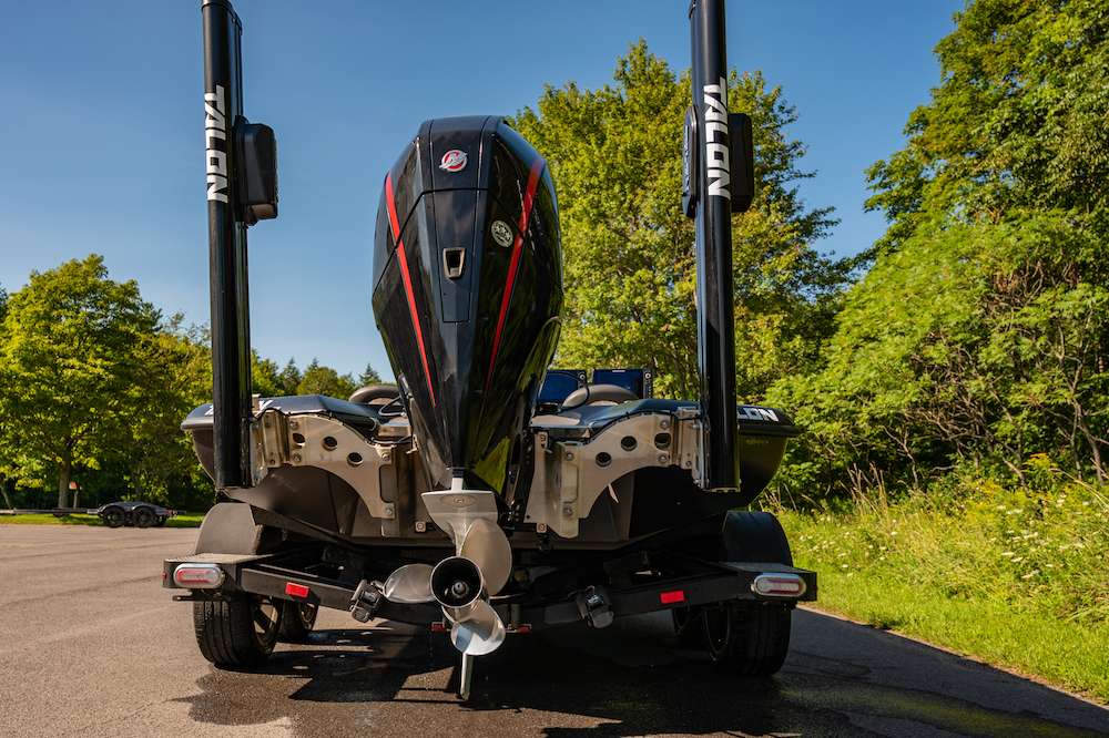 The back end is loaded up with power and reliability. A Mercury 250 4-Stroke pushes the big boat wherever Livesay needs to go. When he gets there, the Minn Kota Talons keep him locked.