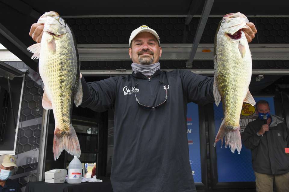 Mark Grizzle, 1st co-angler (21-10)