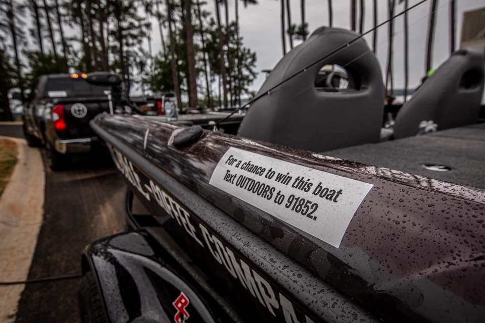 Go behind the scenes on Day 2 of the 2020 Basspro.com Bassmaster Eastern Open at Lake Hartwell!