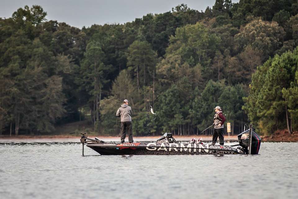 See how pro Jason Christie fared during early Day 1 competition at the Basspro.com Bassmaster Eastern Open at Lake Hartwell.