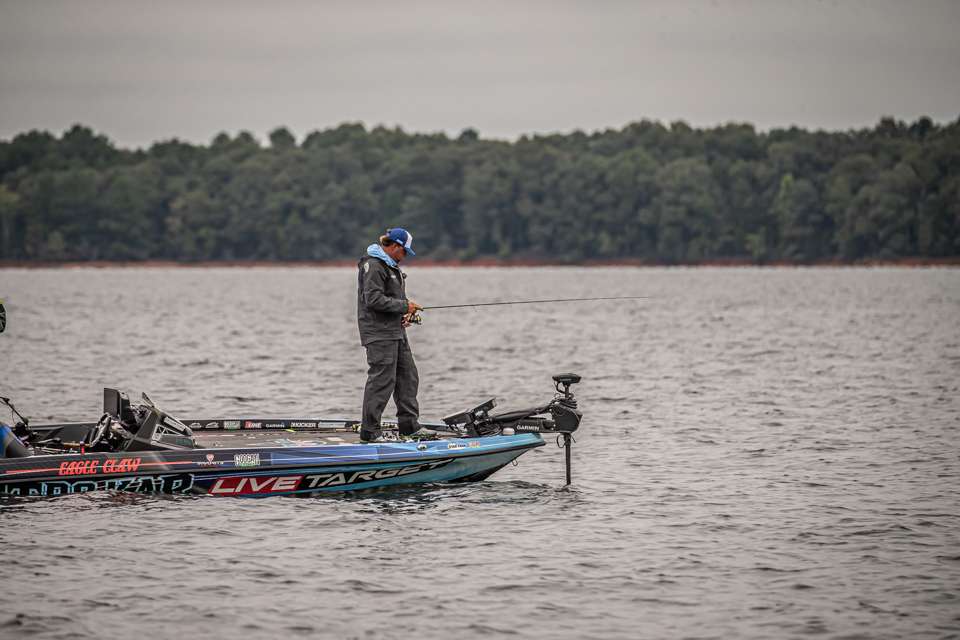 Scott Martin gives it his all on Championship Friday at the 2020 Basspro.com Bassmaster Eastern Open at Lake Hartwell.