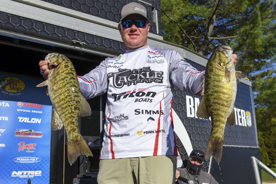 Josh Stracner, 3rd place (38-15)