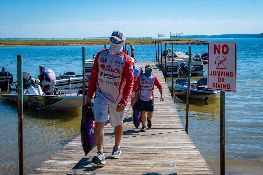 Day 1 weigh-in here at the 2020 TNT Fireworks B.A.S.S. Nation Central Regional at Toledo Bend!