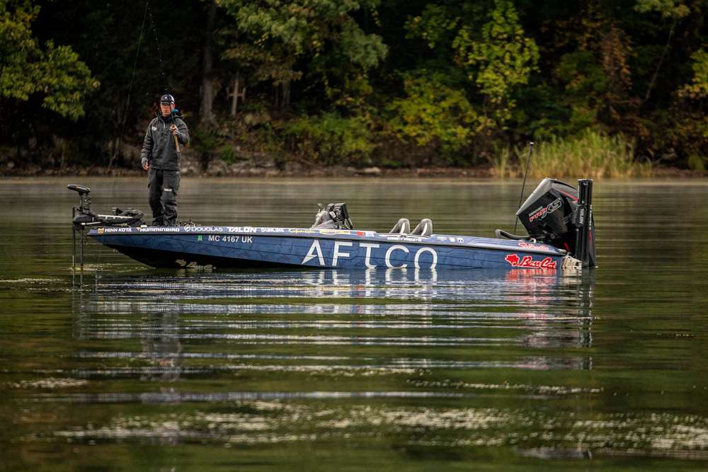 Catch up with Buddy Gross and Garrett Paquette as they get to work early on Day 1 of the 2020 Guaranteed Rate Bassmaster Elite at Chickamauga Lake!