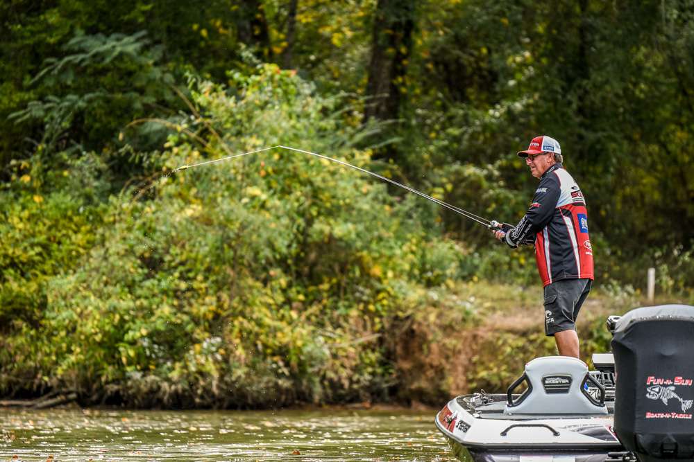 Watch as Cody Bird works to take home the title of 2020 Basspro.com Bassmaster Central Open at Neely Henry Lake champion.