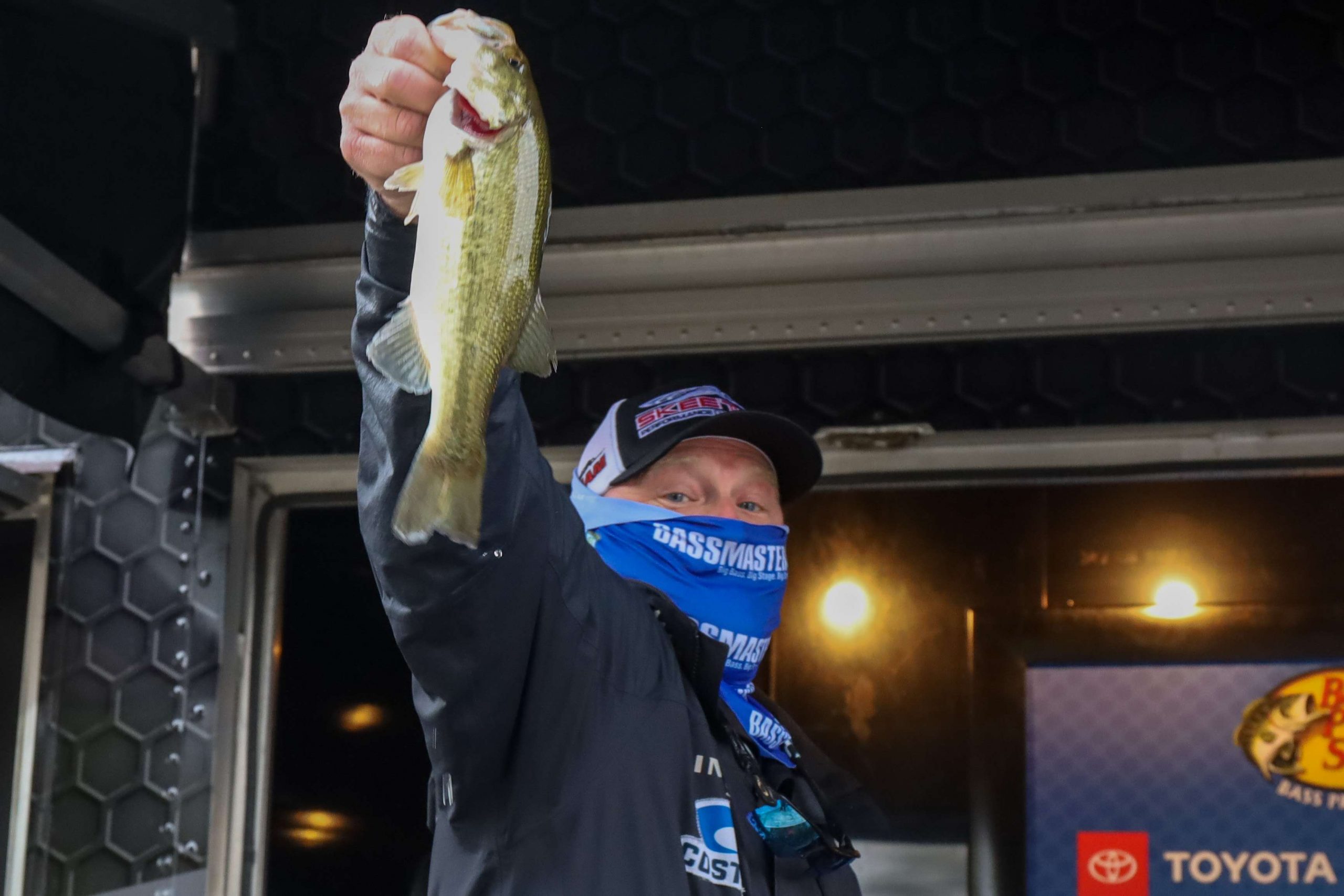Rich Fry, 12th place, co-angler (10-9)