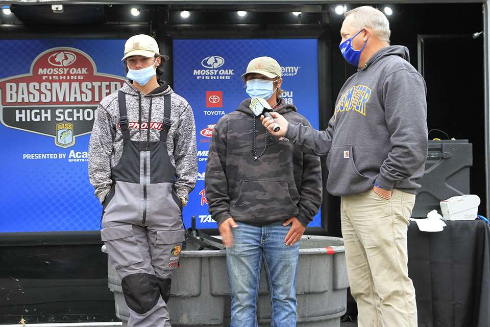 Lake Norsworthy and Aaron Abbott of Brandon High School (12th Place, 18 pounds, 4 ounces total)