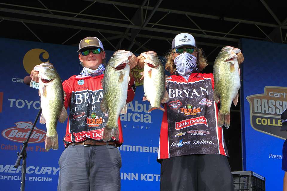 Cole Sands and Conner Dimauro of Bryan College (1st Place, 28 pounds, 7 ounces) 