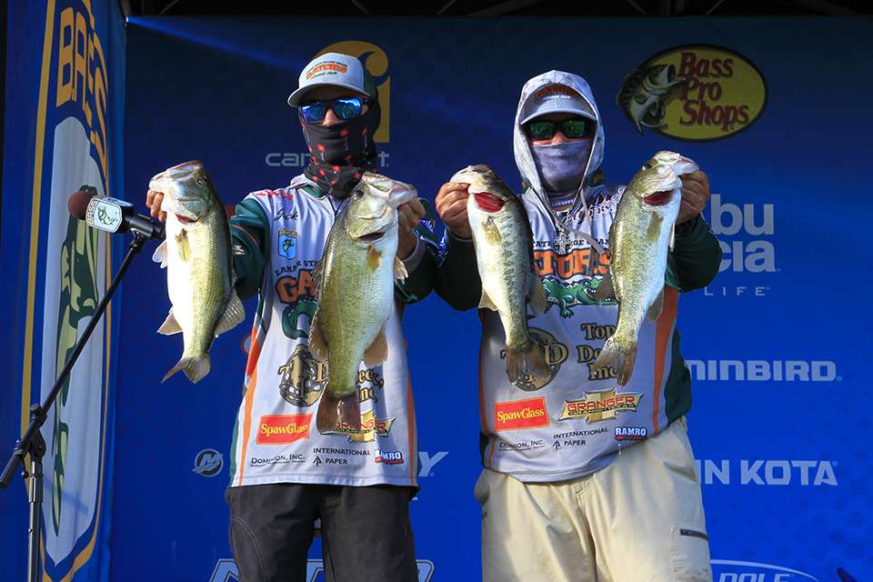 Jack Tindell and Brett Fregia of Lamar State College-Orange (4th Place, 20 Pounds, 6 ounces)