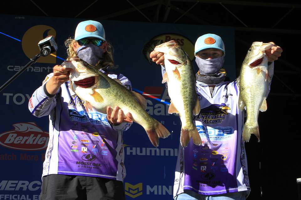 Miller Spivey and Trey Dickert of The University of Montevallo (4th Place, 38 pounds, 15 ounces total)