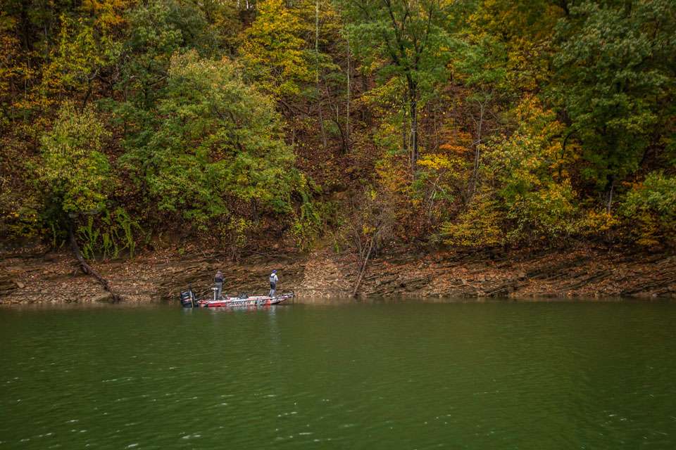 Catch up with the Opens anglers as they take on the first day of the 2020 Basspro.com Bassmaster Eastern Open at Cherokee Lake!
