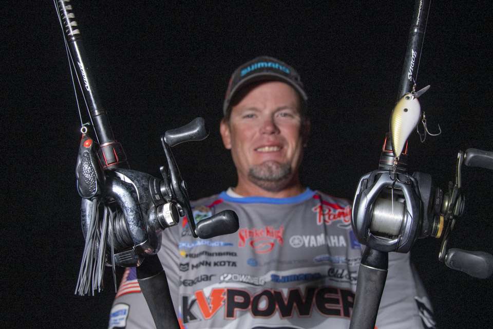 <p><strong>Keith Combs (11th; 25-9)</strong><br>Keith Combs used a Strike King KVD Sexy Frog, on a Shimano Antares Reel and Shimano Zodias Rod. He also used a Strike King KVD 1.5 Crankbait, on a Shimano Curado DC reel and Shimano Zodias rod. <strong>Buy it now on Amazon:</strong> <a href=