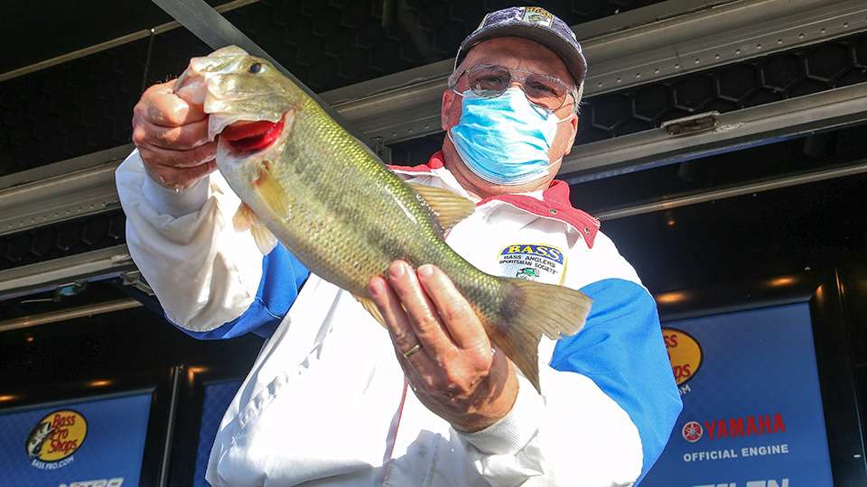 Darrel Hille, 16th place co-angler (6-14)