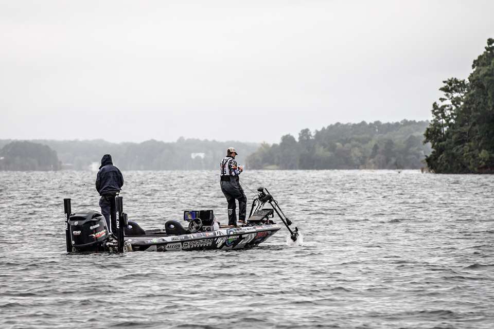 <b>Lake Hartwell </b><br>
Running and gunning. That was the pattern of the week at the Basspro.com Bassmaster Eastern Open at Lake Hartwell. Blueback herring were on the move, and the bass were behind them. Find the bait, find the bass. 
