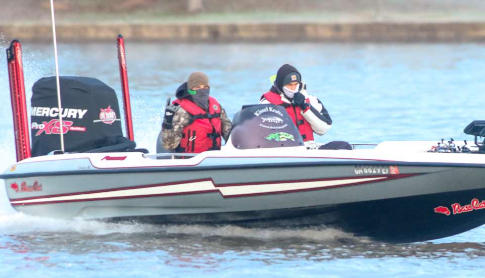 See the field speed out for Day 1 of the Basspro.com Bassmaster Eastern Open at Lay Lake.