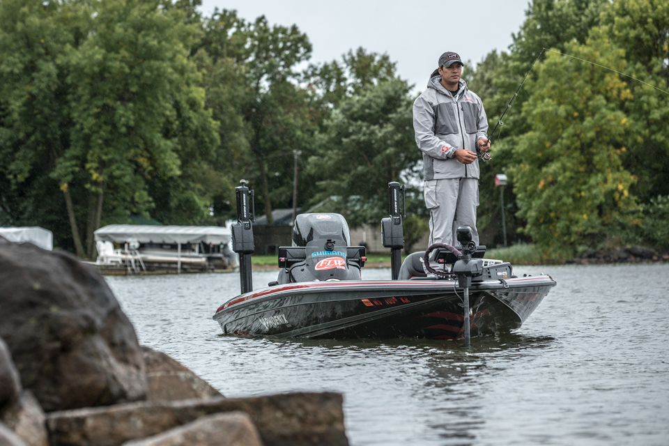 Tested and trusted in warm weather conditions, Elite Series pros John Crews, Paul Mueller, Kyle Welcher, and Pat Schlapper rely on the Striker eVolve Rain Suit to keep them dry inside and out.