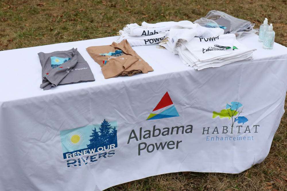 Alabama Power set up a table with face covers to protect the High School anglers as well as towels the anglers could take home. 