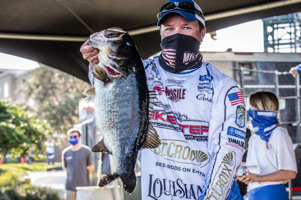 Derek Hudnall had one of the limits on Day 1, including the Phoenix Boats Big Bass of 9-8. In the previous six Elite tournaments on the St. Johns, 10-pounders took big bass honors, including Crewsâ 11-2 that held as heaviest throughout the 2019 Elite season.