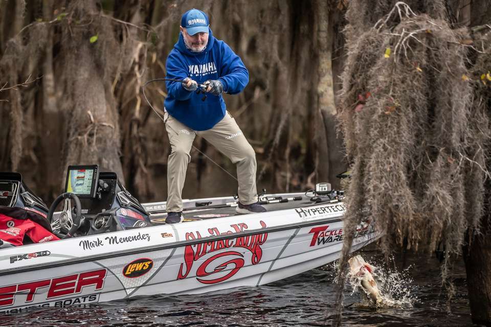 <b>Mark Menendez (5th; 67-5) </b><br>
Mark Menendez focused on a flipping and pitching pattern in Crescent Lake and Dunnâs Creek. Lure targets included cypress trees and scattered lily pads. 
