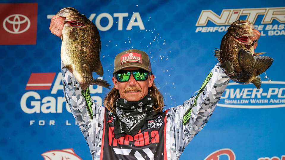Feider made a big move Saturday, when the average weight of bass caught by the field jumped another half pound to 3-4. Feider climbed 20 spots to eighth with 25-8, the fourth largest bag of the week. The largest he entered on BassTrakk was a 6-2. Feider began 6-7 out of the lead on Championship Sunday but weighed the second-biggest limit of 17-3 to finish third. His move up increased his payout to $30,000. 