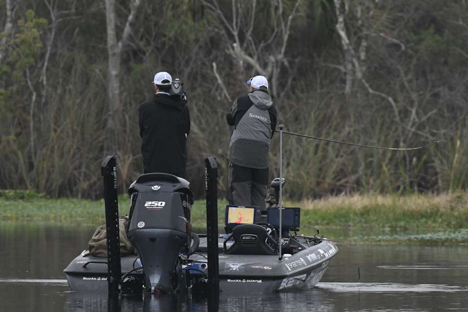 Despite a soggy start to semi-final Saturday, Matt Herren is loading that livewell at the 2021 AFTCO Bassmaster Elite at St. Johns.  
