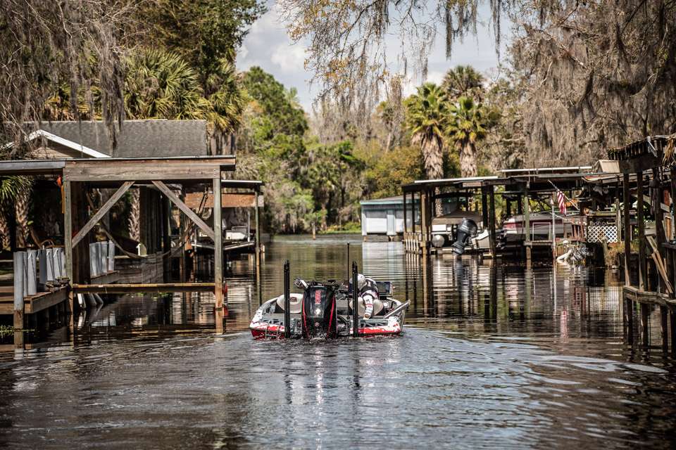 Bassmaster Elite Series brothers Marc and Micah Frazier take on Day 2 of the AFTCO Bassmaster Elite at St. Johns River.