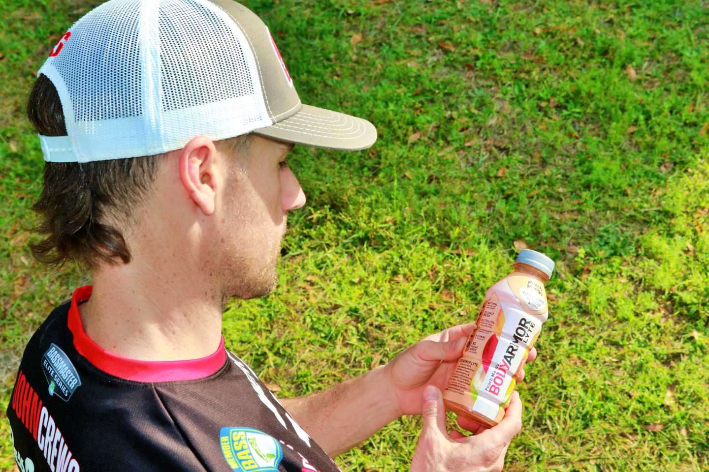 Crews will supplement his bottled water with one sports drink for the electrolytes. Heâs selective about the beverageâs ingredients, as healthy consumption is a big part of his regimen.