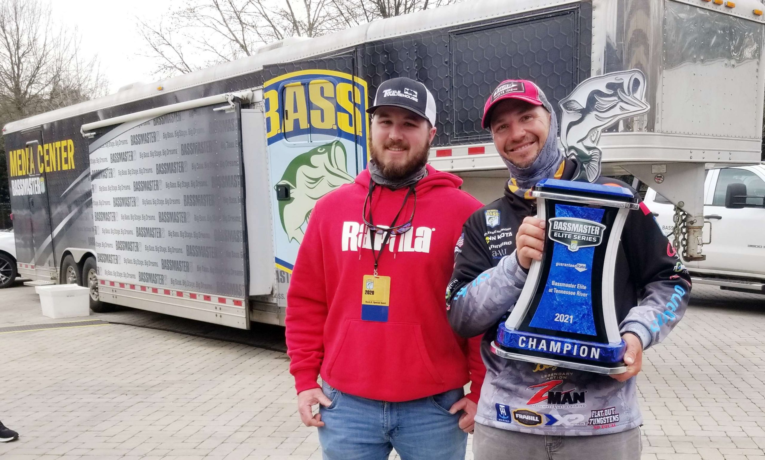 On Championship Sunday, Phillips got a picture taken with Jeff Gustafson after his dominating win. 