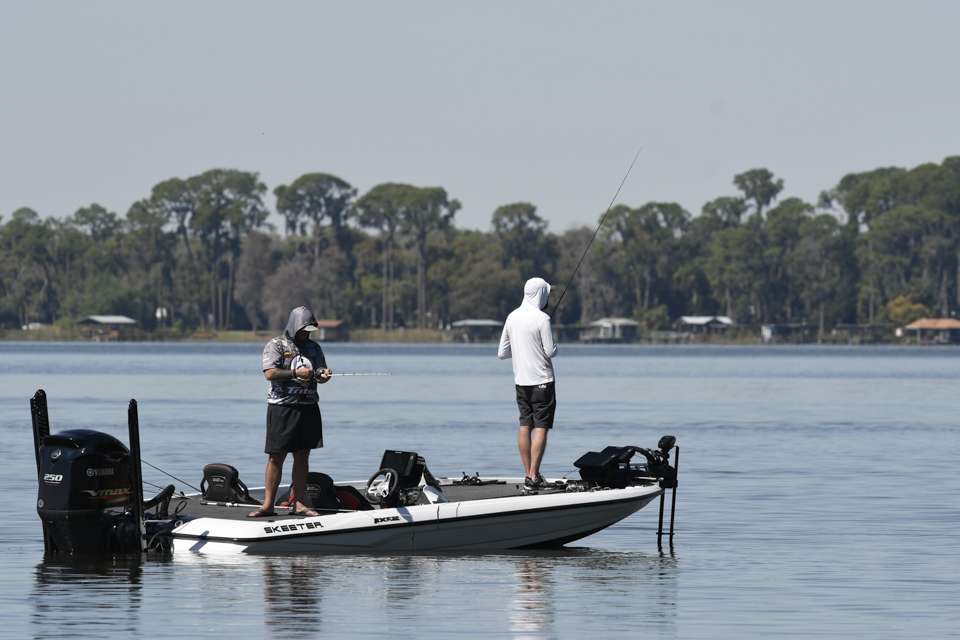 Take a look at all of the action from Day 2 of the Basspro.com Bassmaster Southern Open at Harris Chain of Lakes. 