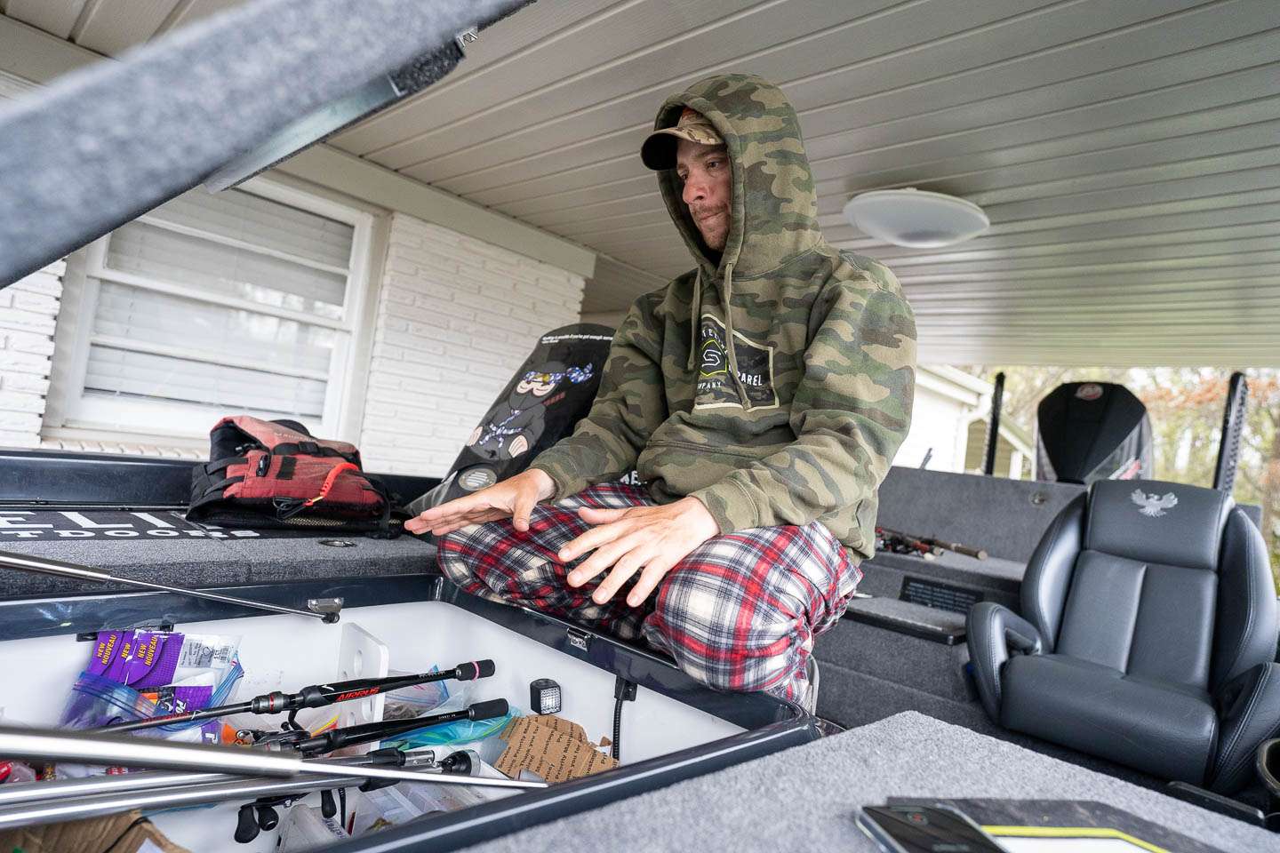 He loves the size of the compartment and how it doesn't interfere with any rods he has on the deck of his boat. He can quickly work with the baits he's chosen for the day, but he's able to easily find something else he wants to try. 