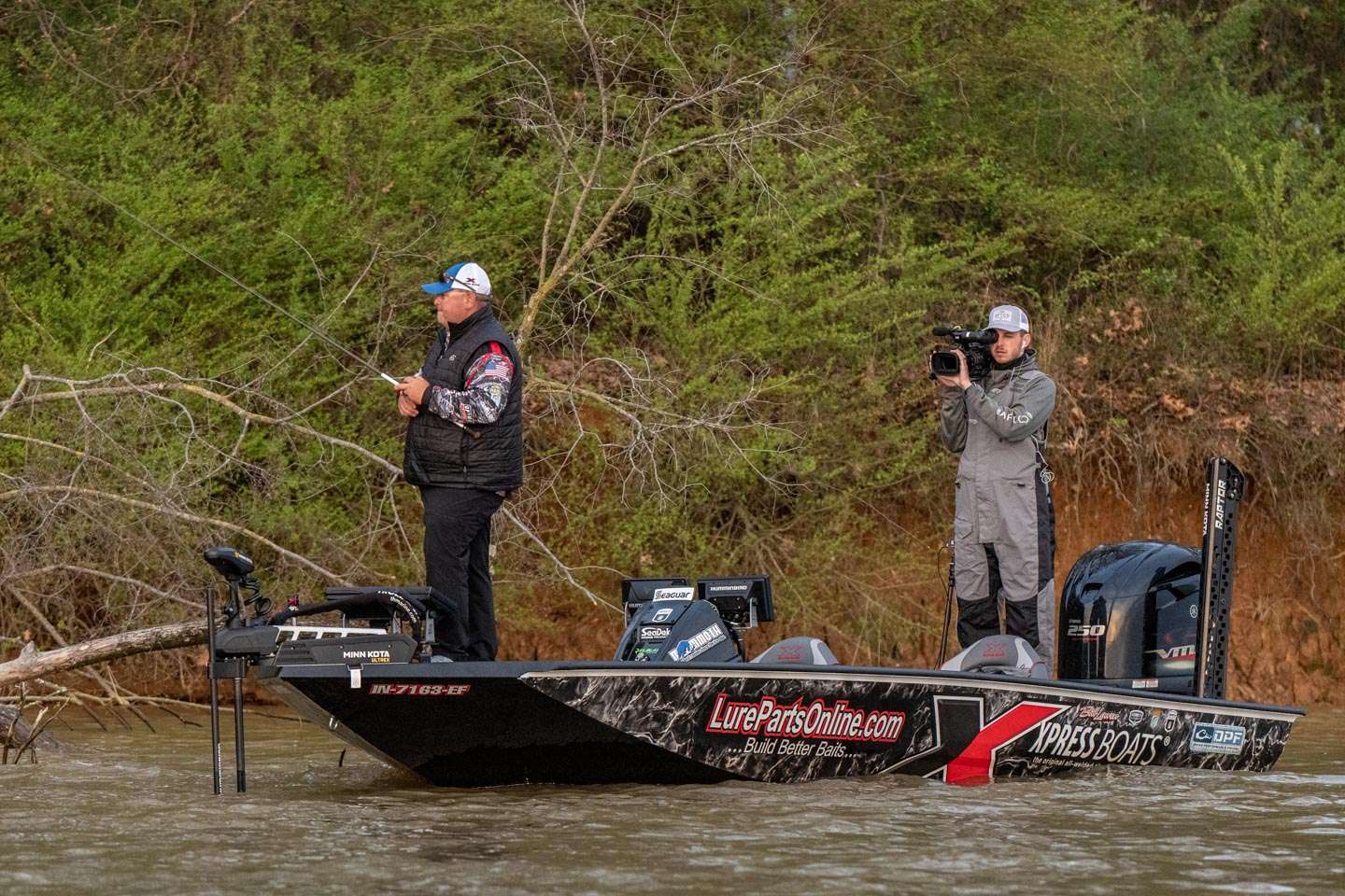 Find out if Indiana pro and original Bassmaster Elite Series angler Bill Lowen landed his first Elite win at the Guaranteed Rate Bassmaster Elite at Pickwick Lake.