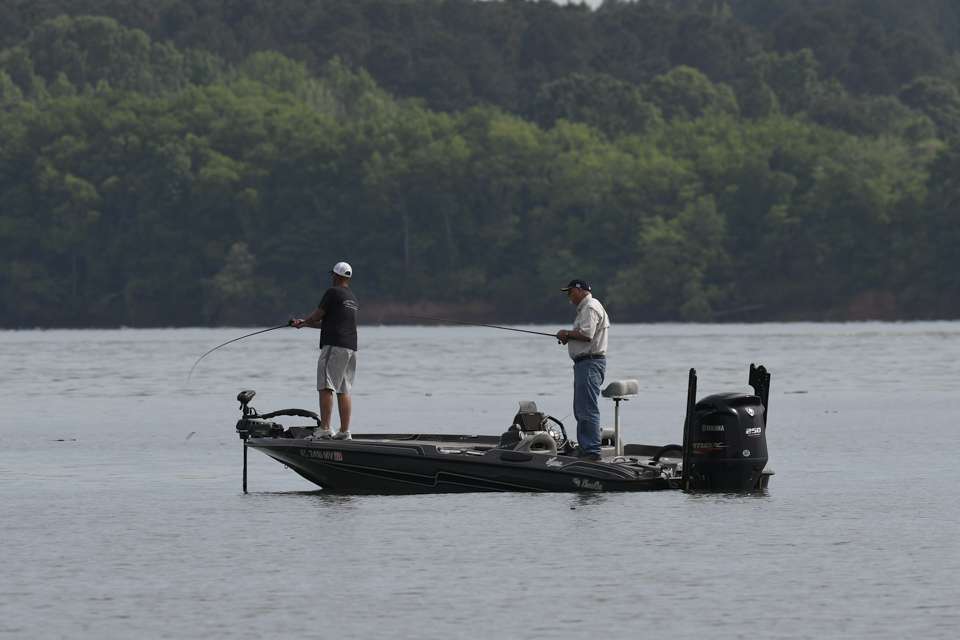 Watch as Opens competitors have a powerful afternoon on Day 2 of the Basspro.com Bassmaster Central Open at Pickwick Lake.