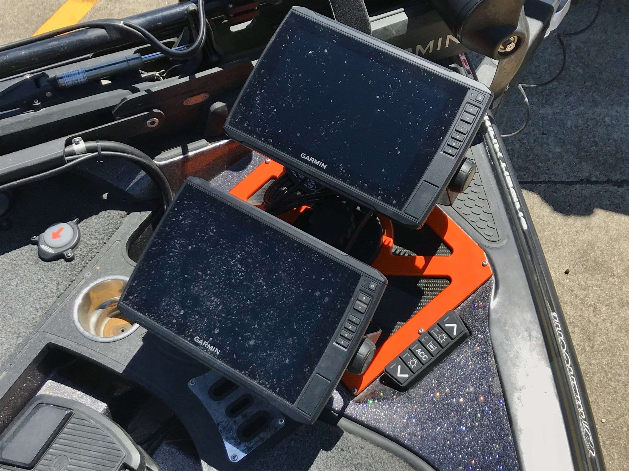 <b>GeigerTec Marine Carbon Series Mounts.</b> Johnston secures his Garmin electronics with a GeigerTec Marine Carbon Series mount, which features a powder coated billet aluminum frame with black, hand-laid carbon fiber backing for a lightweight profile.
