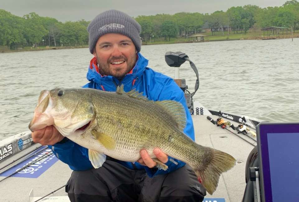 Cloud and rain didnât dampen Skylar Hamiltonâs Day 2, when he caught this 8-7 in a 25-13 limit. The monster bass gave him a monster jump in the standings, from 68th to 14th. His 17th-place finish also moved him up the Angler of the Year standings, from 55th to 41st, in position to qualify to the 2022 Academy Sports + Outdoors Bassmaster Classic.