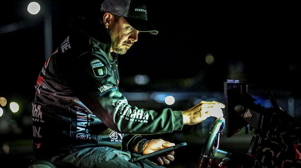 The Oklahoma pro was making an incredibly long and difficult run to get to his primary area. One of the biggest keys for Christie was being able to link his Garmin electronics to his Yamaha outboard to watch fuel consumption throughout the day. 