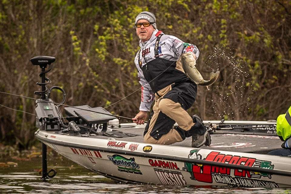 <b>Chad Morgenthaler (8th; 83-10) </b><br>
Chad Morgenthaler did what he does best, which is go to battle with heavy tackle in shallow water. 
