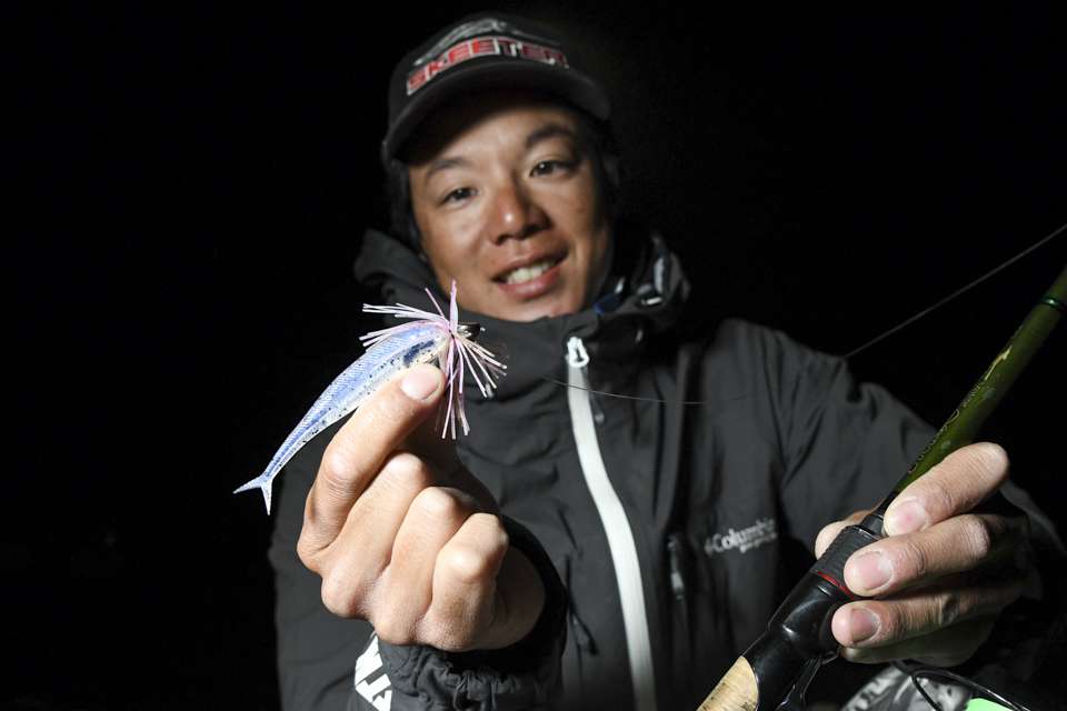 Another top choice was a 3/16-ounce Nories Kameraba Jig, a compact finesse bait designed for heavy cover. He added a DSTYLE Virola Shad for a trailer, designed by Daisuki Aoki, who recently won the Basspro.com Bassmaster Open on Douglas Lake in Tennessee. 
