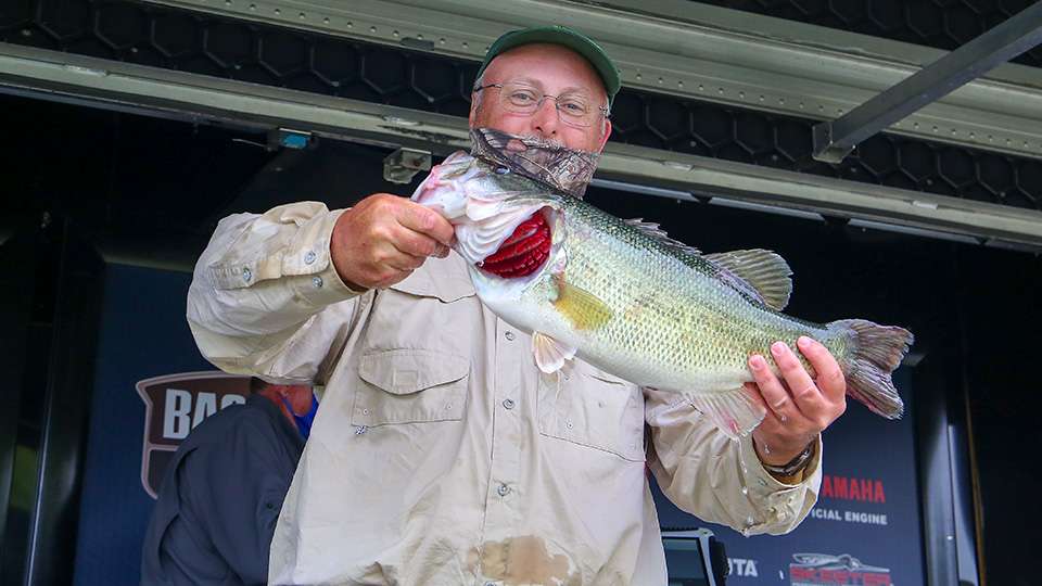 Donney Rorie, co-angler (25th, 8 - 10)