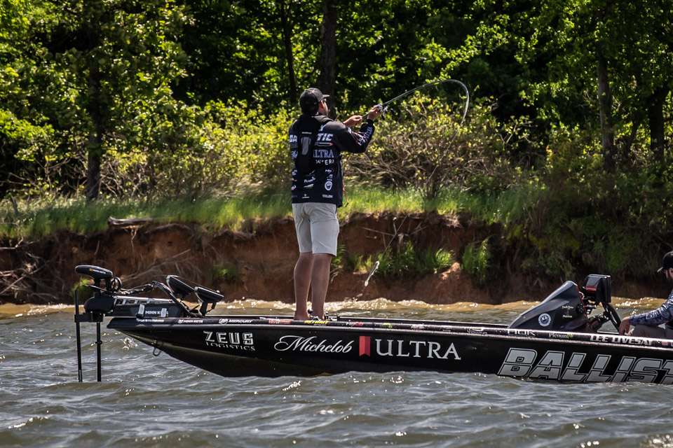 Follow along with Lee Livesay as he competes Day 3 of the 2021 Guaranteed Bassmaster Elite at Lake Fork.