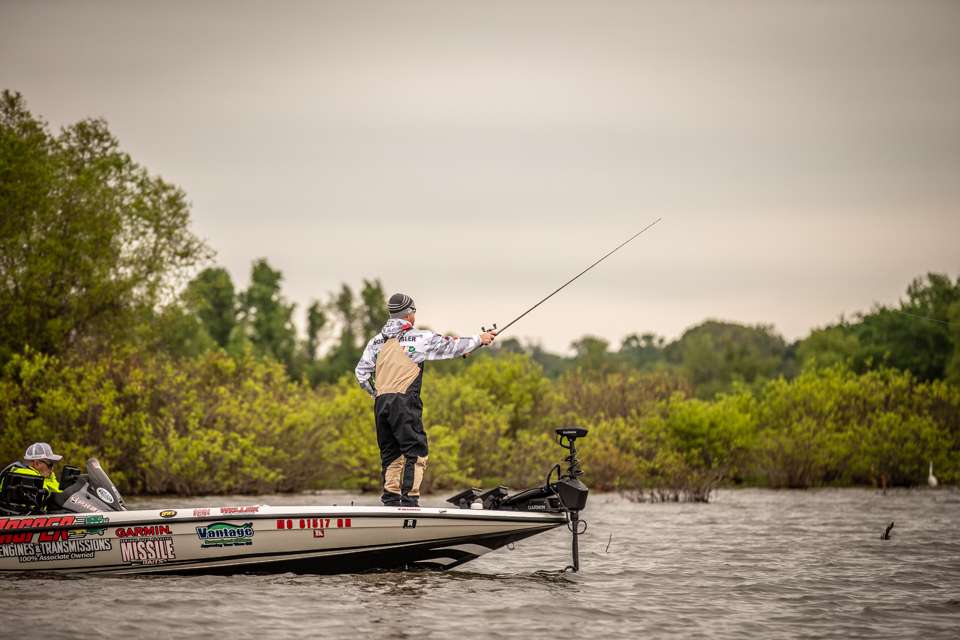 Catch up with Chad Morgenthaler as he brings in the bigs ones late Day 2 of the 2021 Guaranteed Rate Bassmaster Elite at Lake Fork!