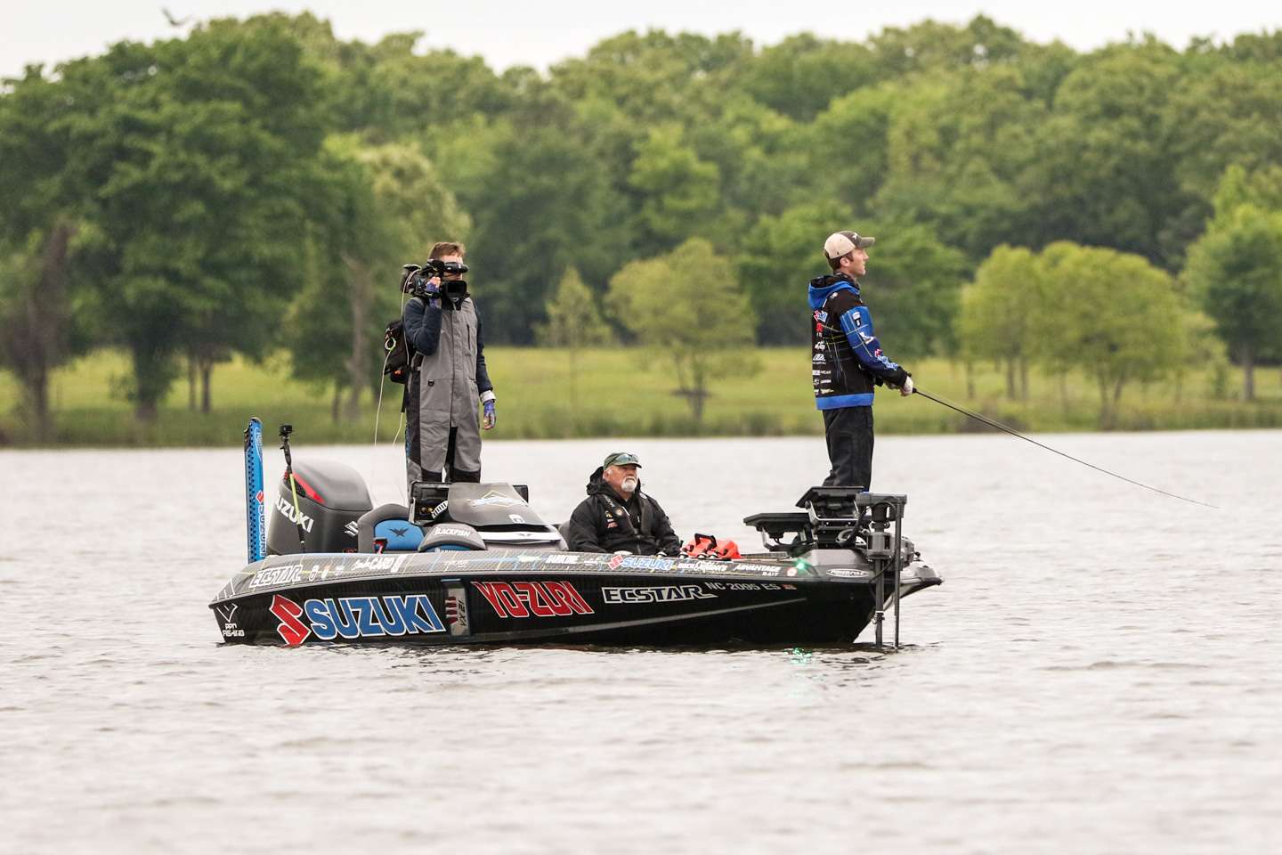 Catch up with Brandon Card as he brings in the big ones for a successful Friday on Lake Fork. 