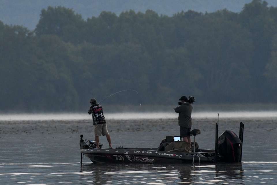 Catch up with Chris Johnston early on the final morning of the 2021 Berkley Bassmaster Elite at Lake Guntersville!